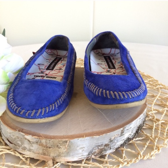 Cobalt Blue Leather Moccasin Flats - Picture 2 of 6